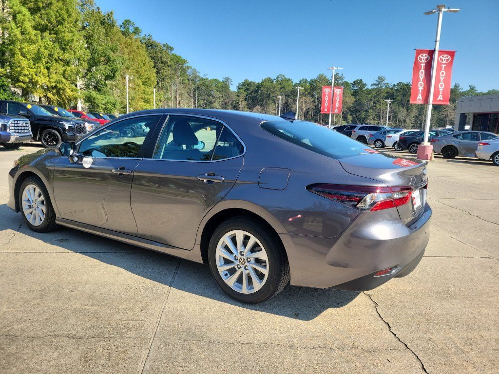 Used 2024 Toyota Camry LE FWD image 3