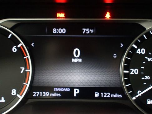 Used 2025 Nissan Rogue SV w/ SV Premium Package FWD image 17