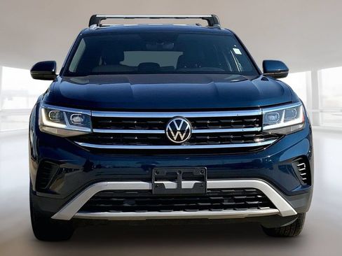 Certified 2022 Volkswagen Atlas Cross Sport SE FWD image 3