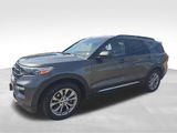 Used 2020 Ford Explorer XLT w/ Equipment Group 202A image 3