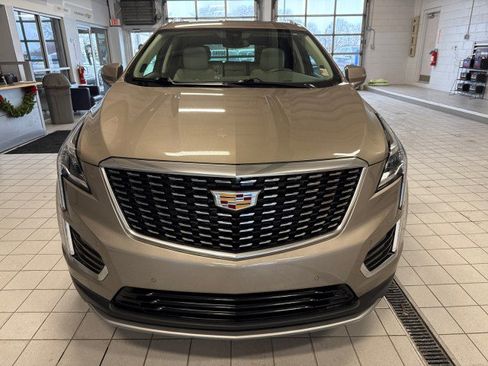 Used 2023 Cadillac XT5 Premium Luxury image 8