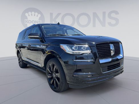 Used 2024 Lincoln Navigator L Reserve AWD/4WD image 10
