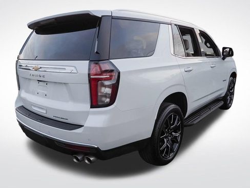 Used 2024 Chevrolet Tahoe Premier w/ Premium Package AWD/4WD image 7