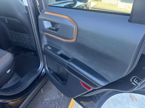 Used 2023 Ford Bronco Sport Badlands image 16