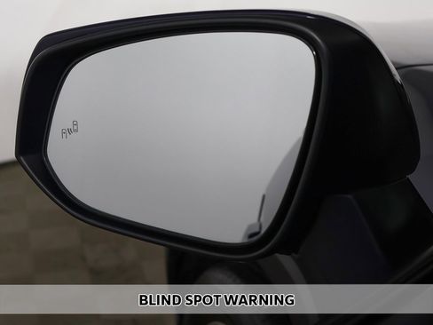 Used 2021 Toyota RAV4 XLE Premium image 6