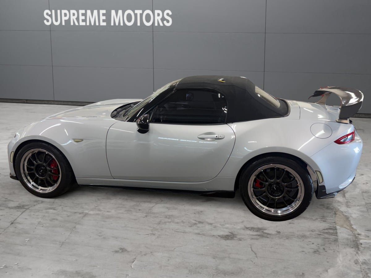 Used 2017 MAZDA MX-5 Miata Club w/ Brembo/BBS Package RWD image 2