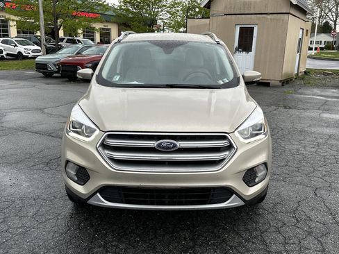 Used 2017 Ford Escape Titanium image 3