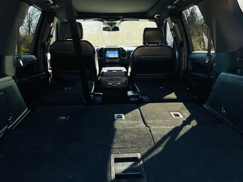 Used 2019 Ford Expedition Limited w/ Equipment Group 301A image 11