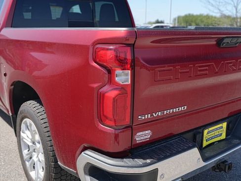 Used 2023 Chevrolet Silverado 1500 LTZ AWD/4WD image 9