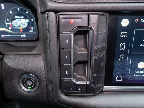 Used 2022 GMC Yukon Denali image 25