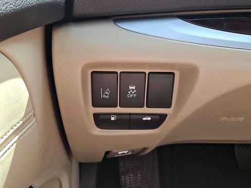 Used 2017 Acura TLX V6 w/ Technology Package FWD image 23