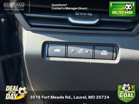 Used 2025 Nissan Altima 2.5 SV FWD image 25