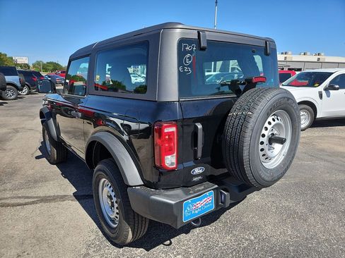 New 2026 Ford Bronco 2-Door AWD/4WD image 9