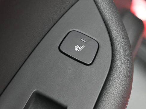 Used 2020 Chevrolet Blazer RS image 36