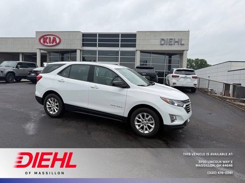 Used 2018 Chevrolet Equinox LS AWD/4WD image 1