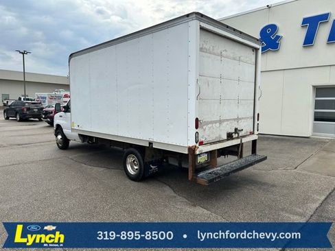Used 2013 Ford E-450 and Econoline 450 Super Duty image 11