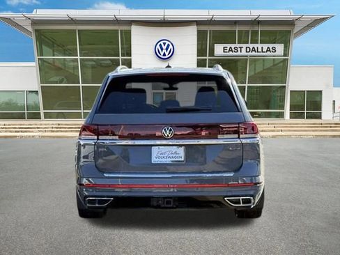 Used 2025 Volkswagen Atlas SEL Premium R-Line AWD/4WD image 4
