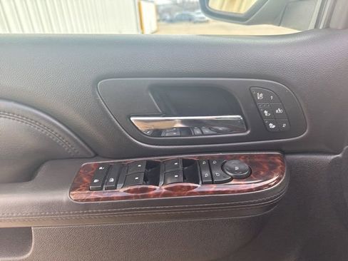 Used 2012 GMC Yukon Denali image 16