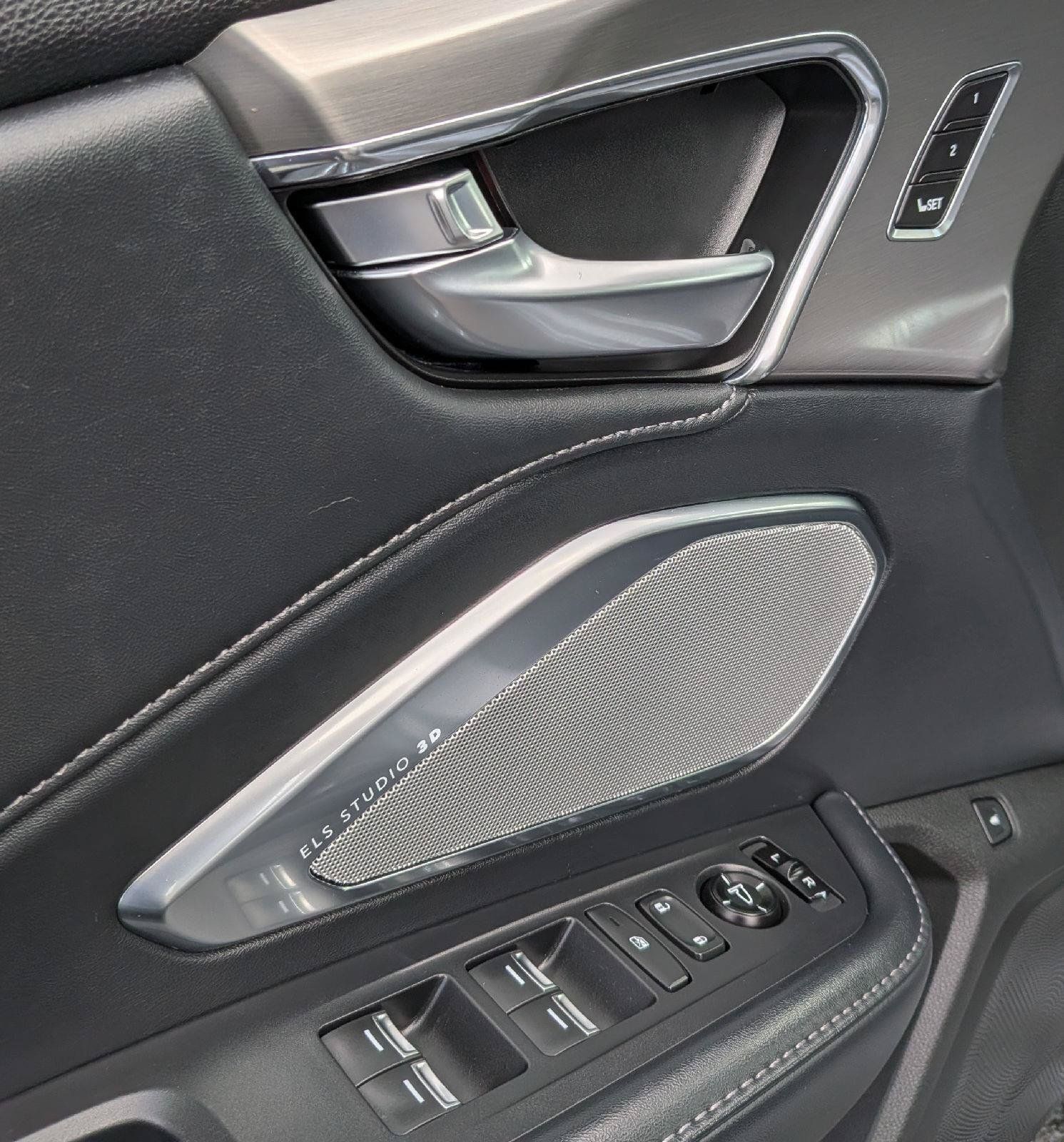 Used 2019 Acura RDX w/ Advance Package AWD/4WD image 13