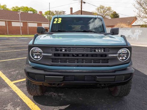 Used 2023 Ford Bronco 2-Door image 4