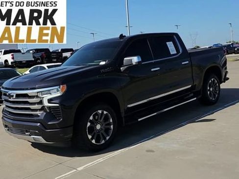 Used 2024 Chevrolet Silverado 1500 High Country w/ Technology Package AWD/4WD image 4
