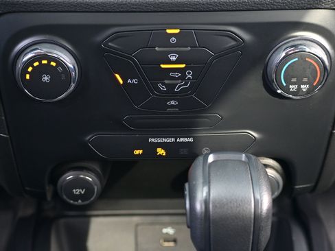 Used 2021 Ford Ranger XL w/ Equipment Group 101A High image 13