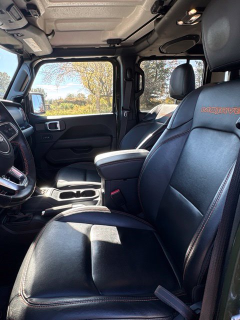Used 2022 Jeep Gladiator Mojave w/ LED Lighting Group AWD/4WD image 13