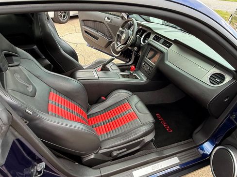 Used 2011 Ford Mustang Shelby GT500 w/ SVT Performance Pkg RWD image 12