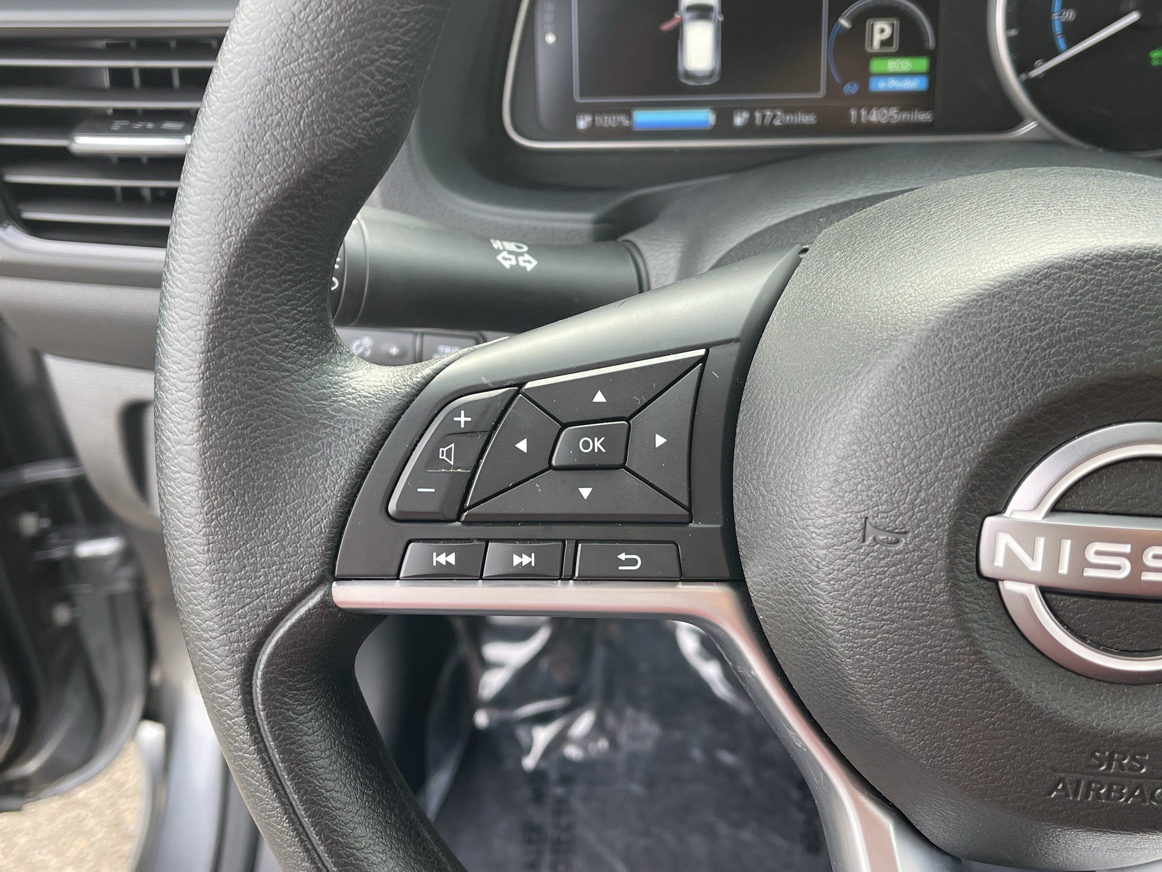 Used 2025 Nissan Leaf S FWD image 20