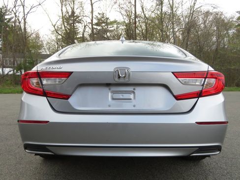 Used 2021 Honda Accord LX image 6