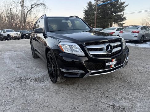Used 2015 Mercedes-Benz GLK 350 4MATIC image 3