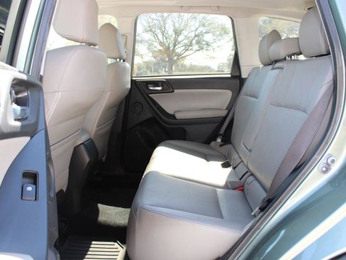 Used 2015 Subaru Forester 2.5i Touring image 7