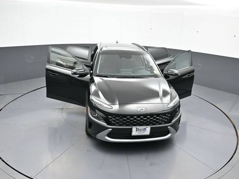 Certified 2022 Hyundai Kona SEL w/ Convenience Package FWD image 46