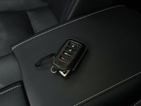 Used 2022 Lexus RX 350L Premium image 22