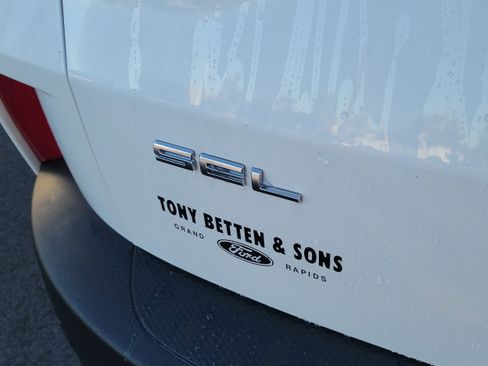 Certified 2022 Ford Escape SEL image 7