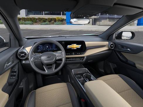 New 2026 Chevrolet Equinox ACTIV FWD image 15
