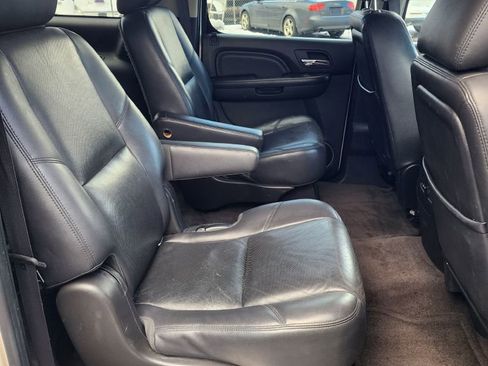 Used 2012 GMC Yukon XL Denali image 6