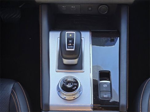 Used 2022 Mitsubishi Outlander SEL image 13