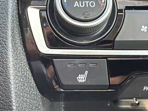 Used 2018 Honda Civic Touring image 26