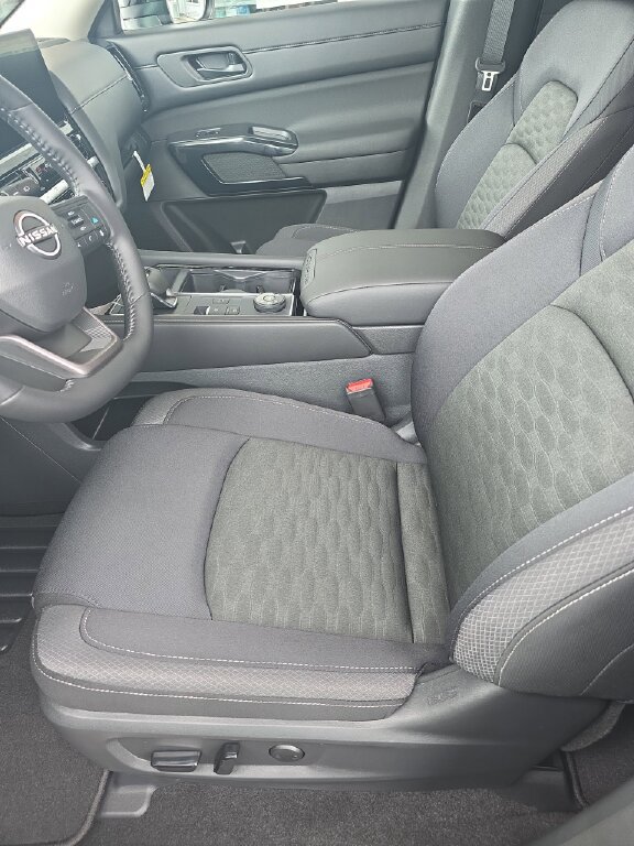 New 2026 Nissan Pathfinder SV AWD/4WD image 6