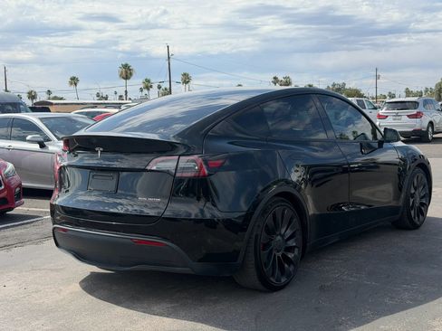 Used 2022 Tesla Model Y Performance AWD/4WD image 11