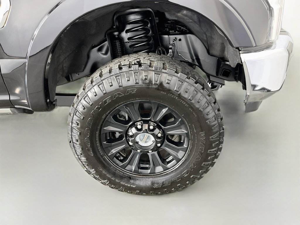 Used 2022 Ford F350 King Ranch w/ Tremor Off-Road Package AWD/4WD image 39