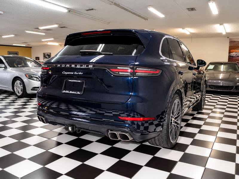 Used 2019 Porsche Cayenne Turbo AWD/4WD image 9