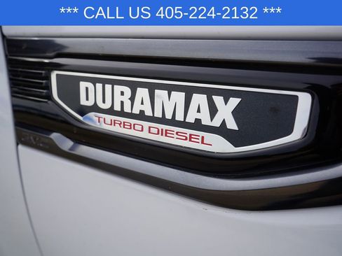 Used 2024 GMC Sierra 1500 AT4 w/ Technology Package image 9