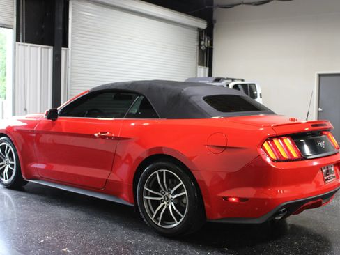 Used 2015 Ford Mustang Premium RWD image 9