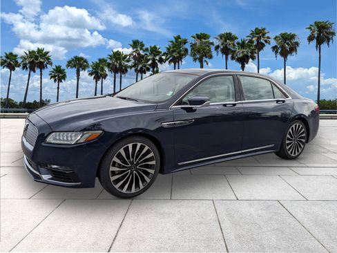 Used 2017 Lincoln Continental Black Label w/ Rear-seat Package image 4