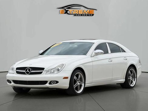 Used 2008 Mercedes-Benz CLS 550 w/ P1 Pkg image 1