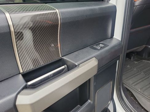 Used 2018 Ford F150 Raptor w/ Equipment Group 802A Luxury image 15