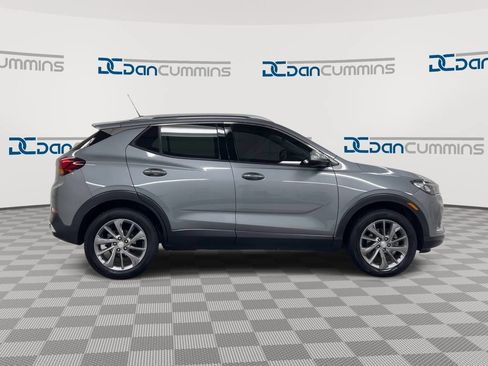 Used 2023 Buick Encore GX Essence w/ Experience Buick Package AWD/4WD image 9