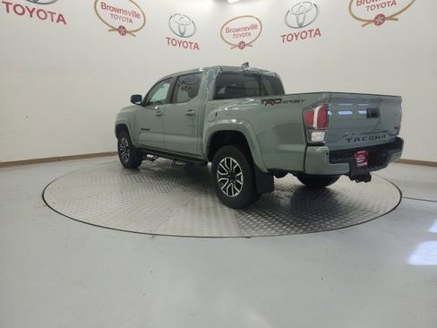 Used 2023 Toyota Tacoma TRD Sport image 6